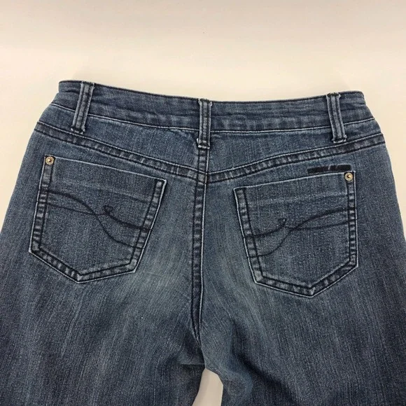 DKNY Womens Size 6 Dark Blue Jeans‎ Straight Casual Classic Comfortable Staple - Picture 11 of 14
